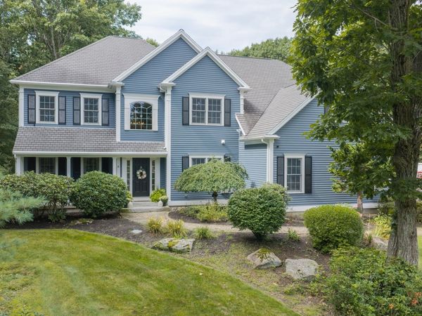 8 Wildewood Drive, Paxton, MA 01612