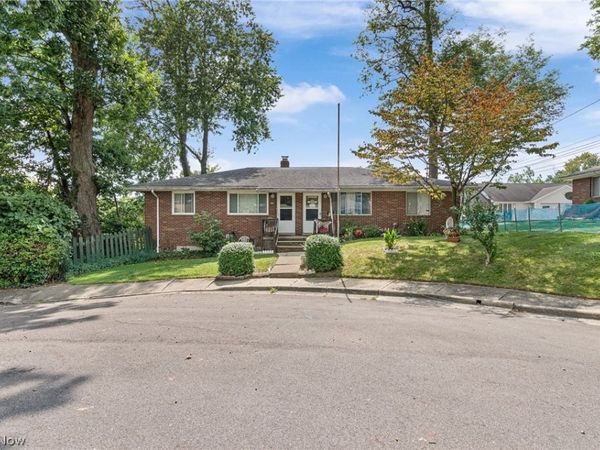 1360 Brittain Woods Road , Akron, OH 44310