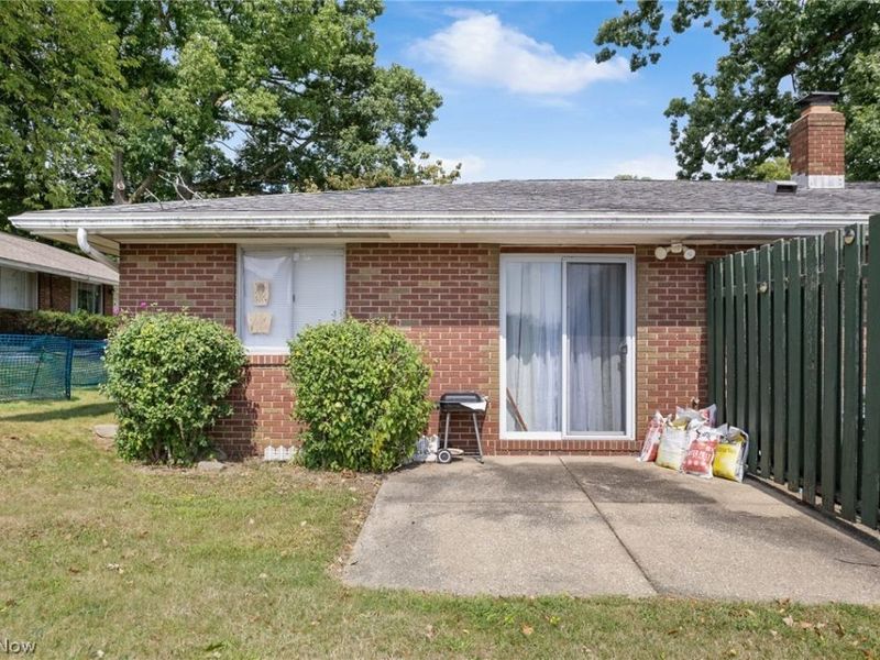 1360 Brittain Woods Road, Akron, OH 44310 Photo 25