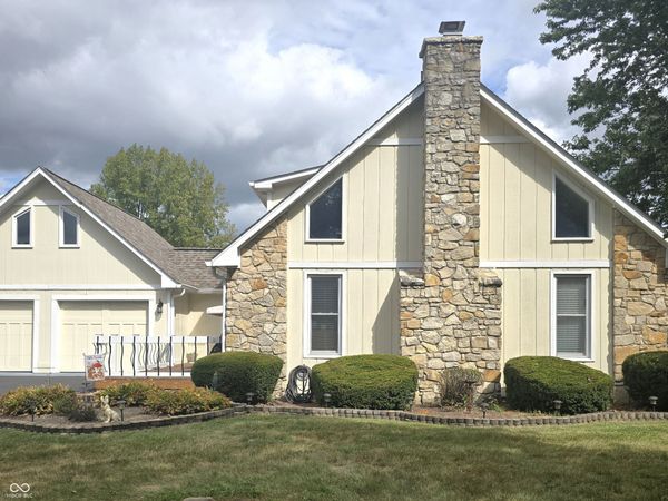 7022 W Ivy Lane, New Palestine, IN 46163