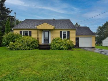 5884 Gillette , North Syracuse, NY 13039
