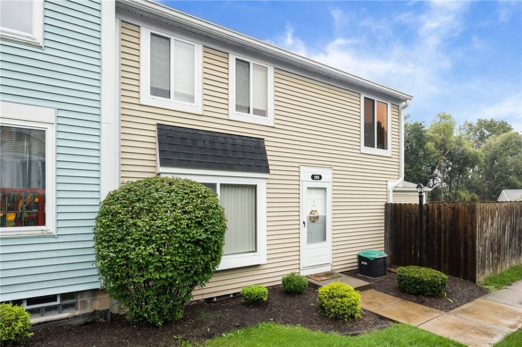 195 Greenway Boulevard, Churchville, NY 14428 Main Photo