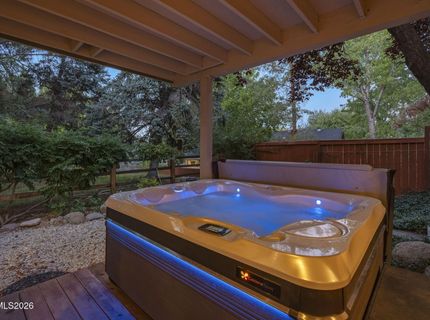 6475 Meadow Hill Drive, Reno, NV 89519 Photo