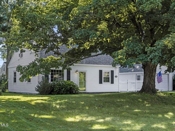 1083 Inner Drive, Schenectady, NY 12303