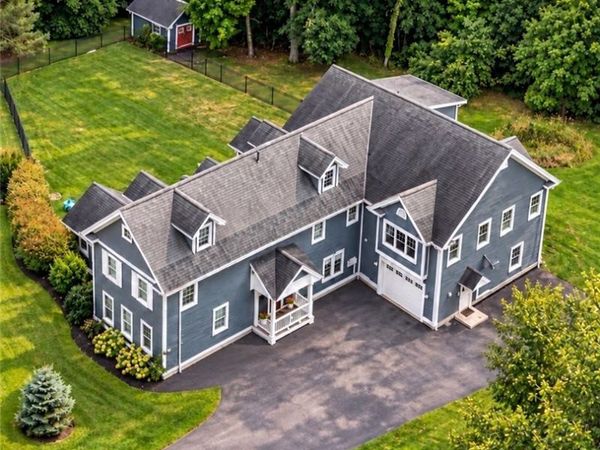 9773 Broadway Drive, Chagrin Falls, OH 44023