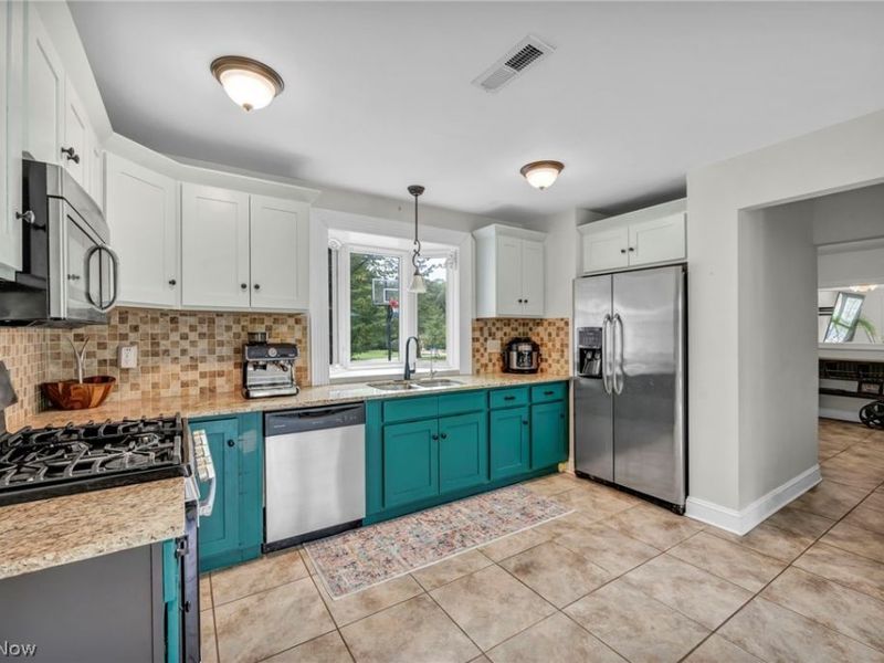 9773 Broadway Drive, Chagrin Falls, OH 44023 Photo 22