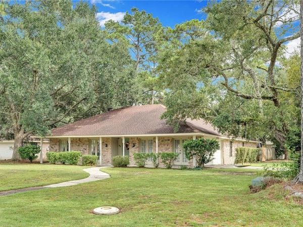 380 E ESSEX Drive, Slidell, LA 70461