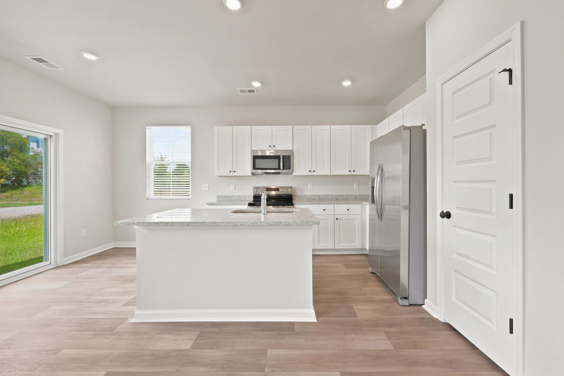 605 Southwind Way Photo 10