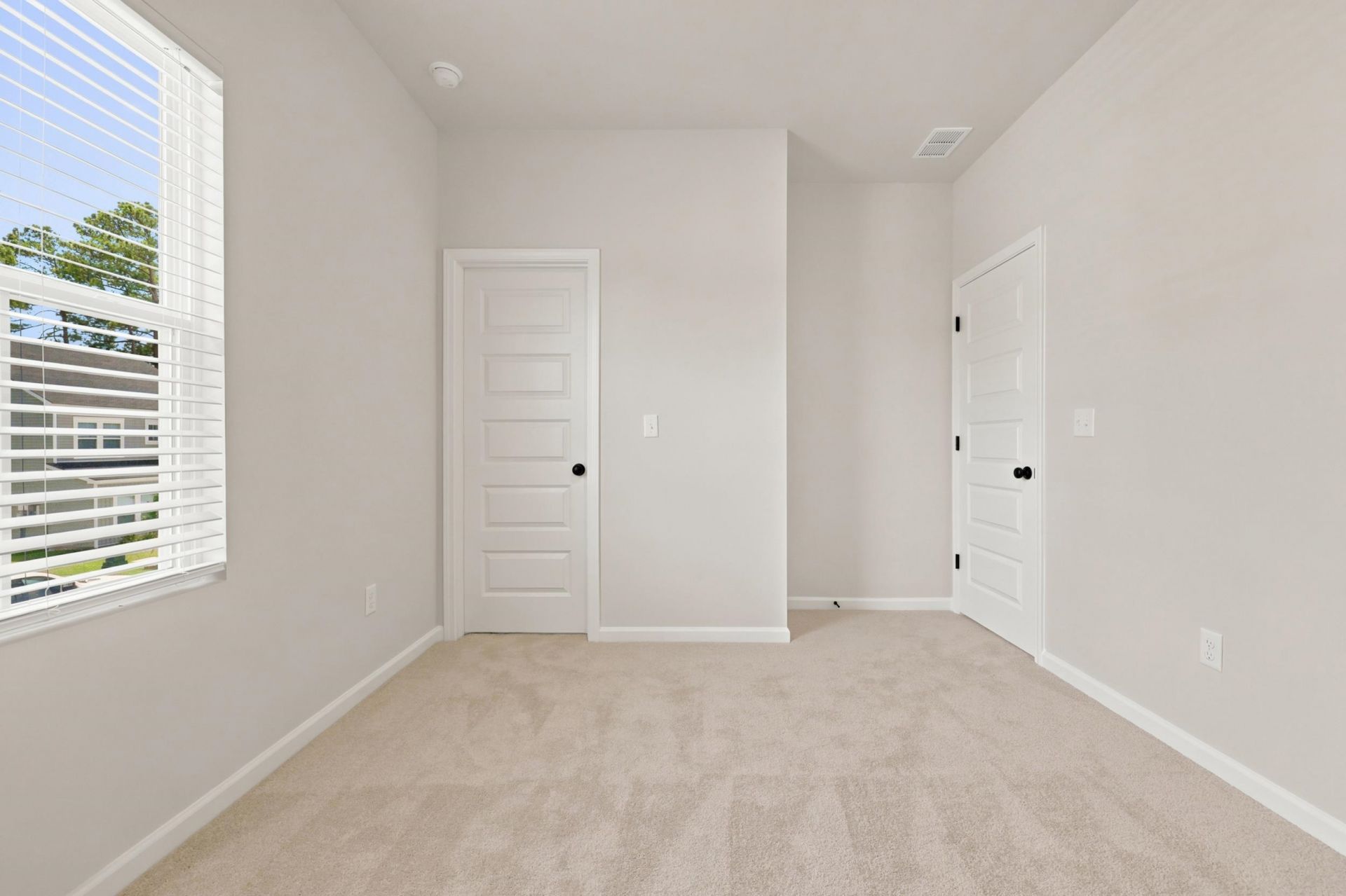 605 Southwind Way Photo 19