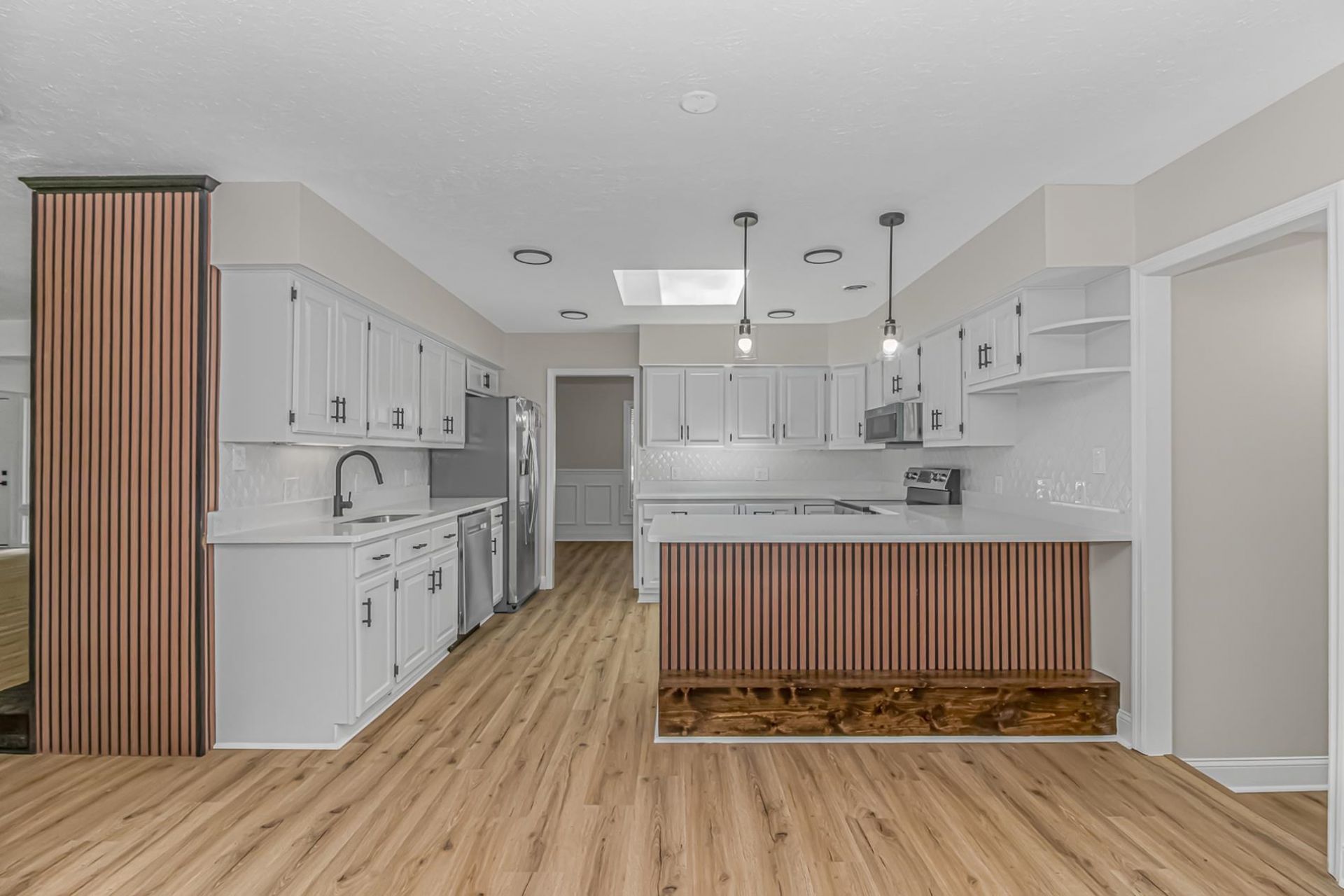 1124 Plantation Dr. Photo 14