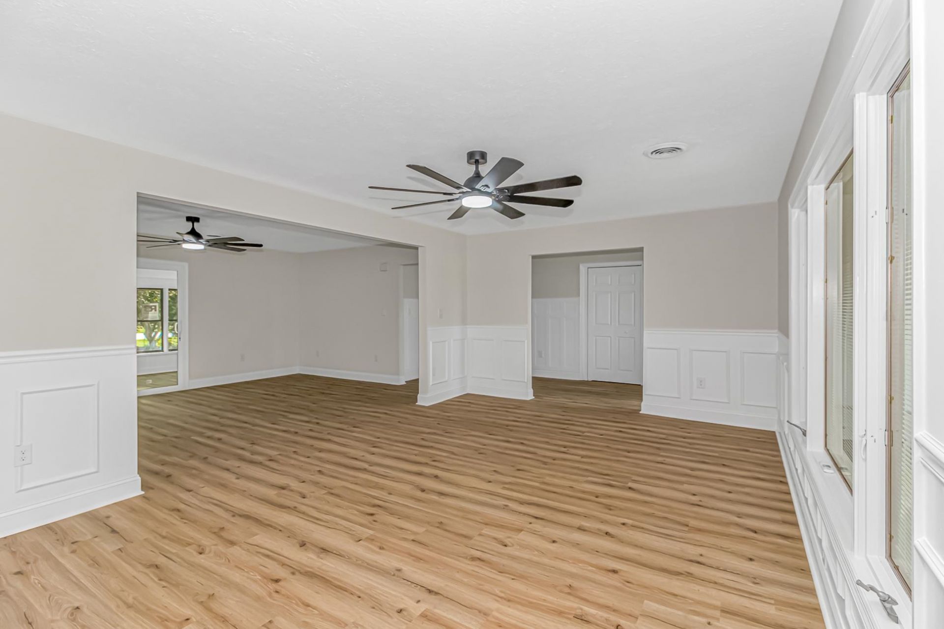 1124 Plantation Dr. Photo 9