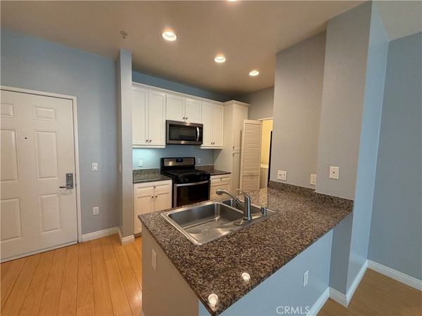 2272 Scholarship, Irvine, CA 92612