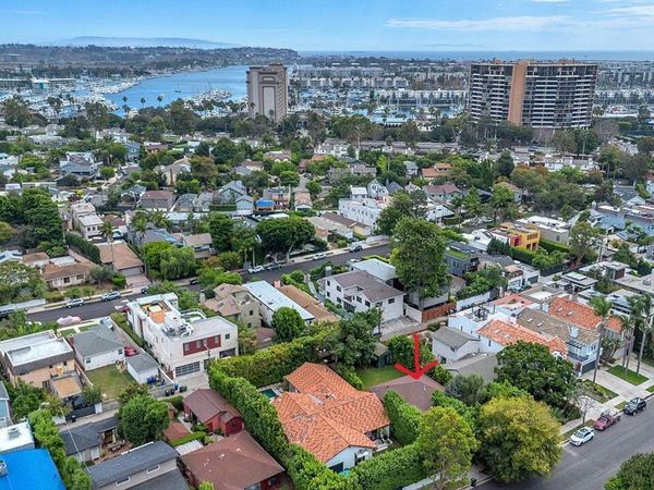 828 Howard Street, Marina Del Rey, CA 90292