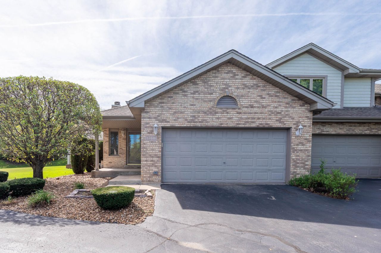 17411 Carlyle Court, Tinley Park, IL 60487 Main Photo
