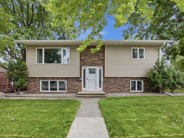 1211 Hall Avenue, Breckenridge, MN 56520