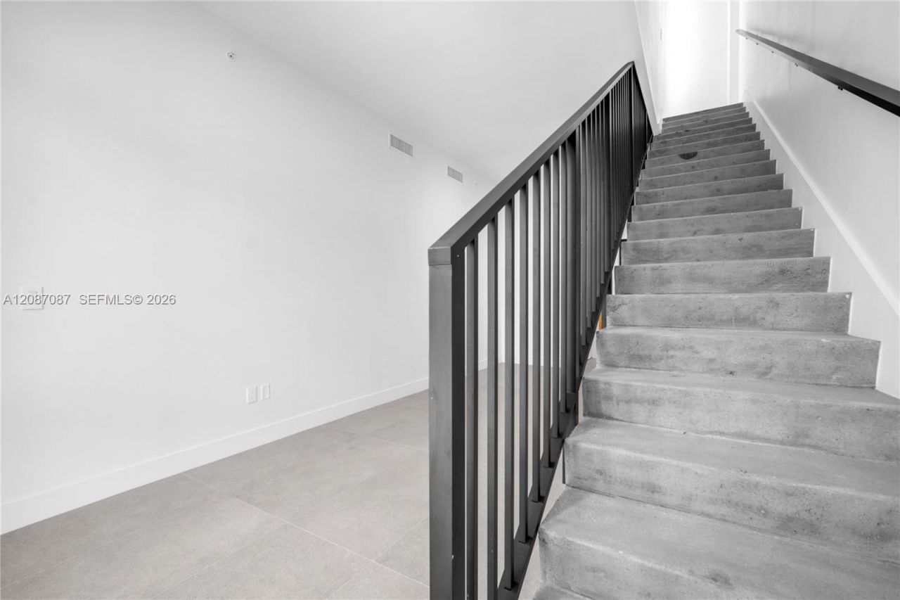 91 NW 27th St, Unit 504, Miami, FL 33127 Photo