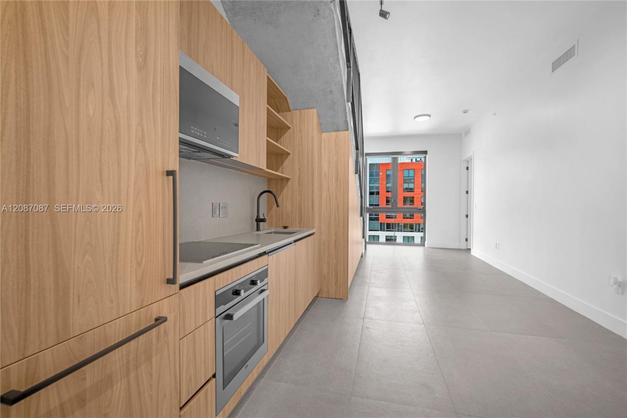 91 NW 27th St, Unit 504, Miami, FL 33127 Photo