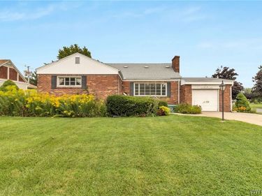 418 Woodland Drive, Tonawanda, NY 14223