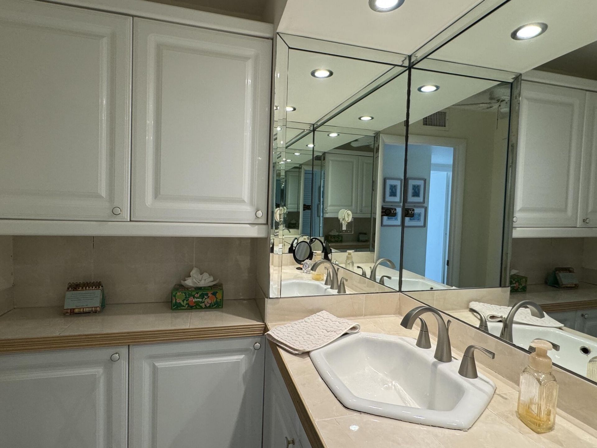 305 N Pompano Beach Boulevard, Unit PH05, Pompano Beach, FL 33062 Photo
