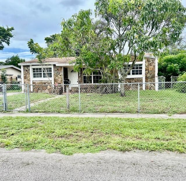 3531 SW 15th Court, Fort Lauderdale, FL 33312 Main Photo