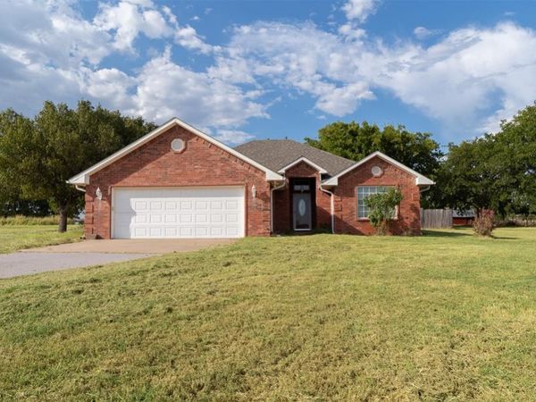 1005 Airport Industrial Road, Pauls Valley, OK 73075
