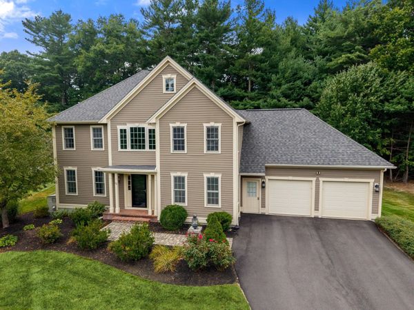 12 Winnecunnet Way, Easton, MA 02375