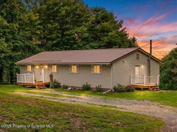 1821 Devine Ridge Road, Montrose, PA 18801