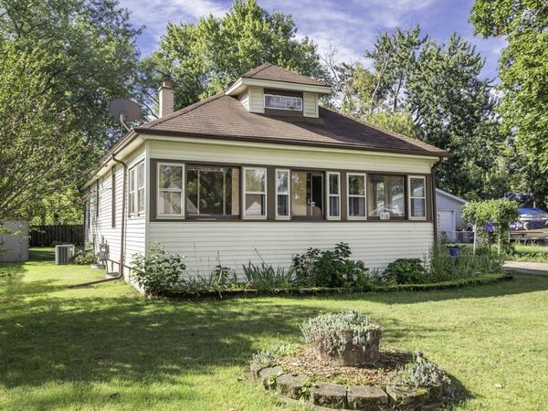 938 Parkwood Avenue, Ypsilanti, MI 48198
