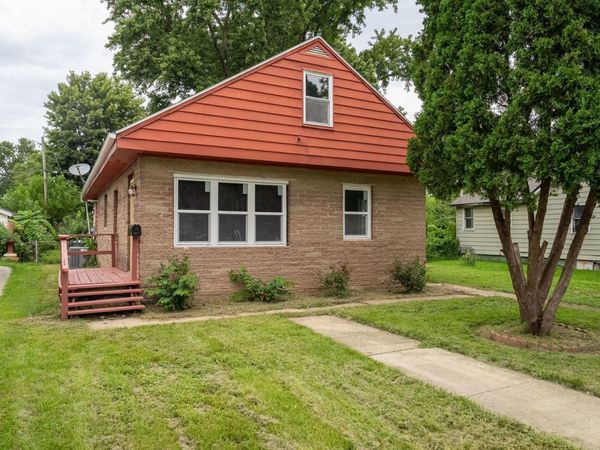 823 E Prairie Street , Pontiac, IL 61764