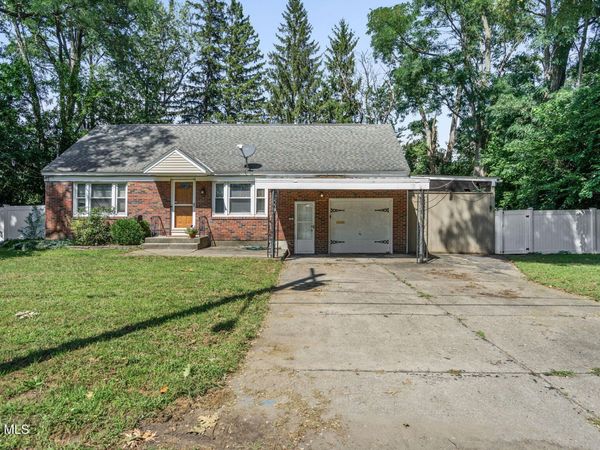 2031 Gray Street, Schenectady, NY 12306