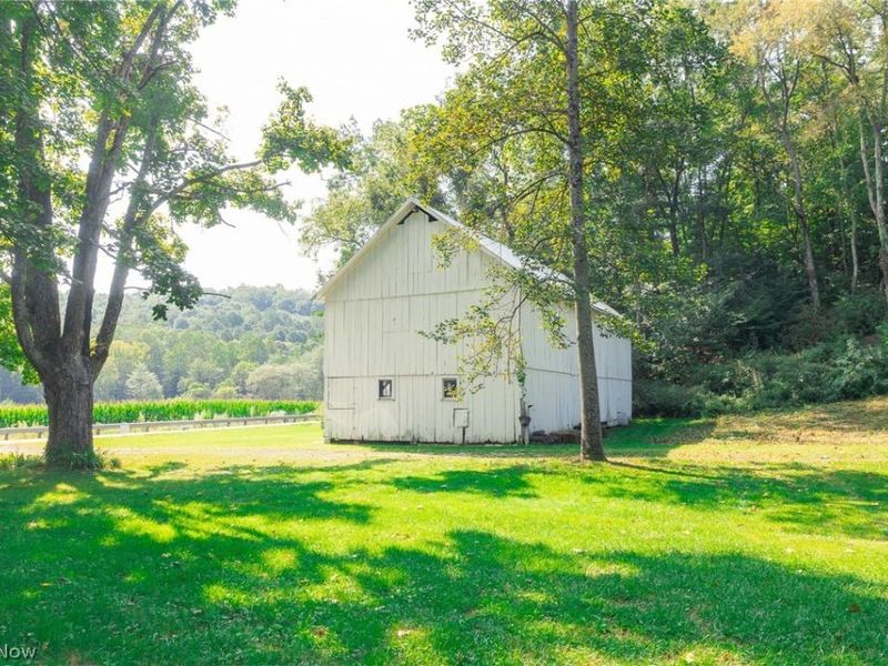 75601 Eighth Street, Newcomerstown, OH 43749 Photo 16