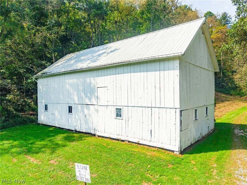 75601 Eighth Street, Newcomerstown, OH 43749 Photo 17