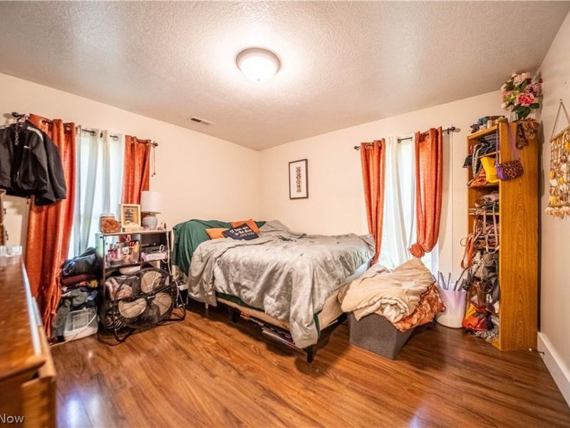 75601 Eighth Street, Newcomerstown, OH 43749 Photo 8