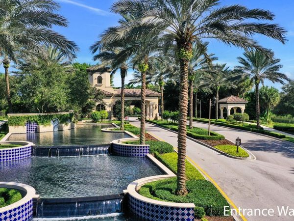 8401 Eagleville Avenue, Delray Beach, FL 33446