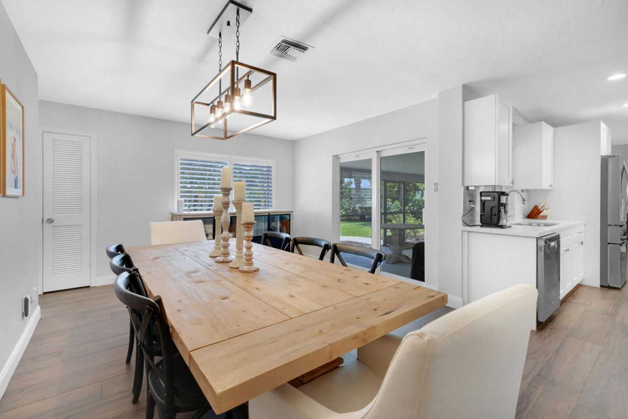 528 NW 15th Avenue, Boca Raton, FL 33486 Photo