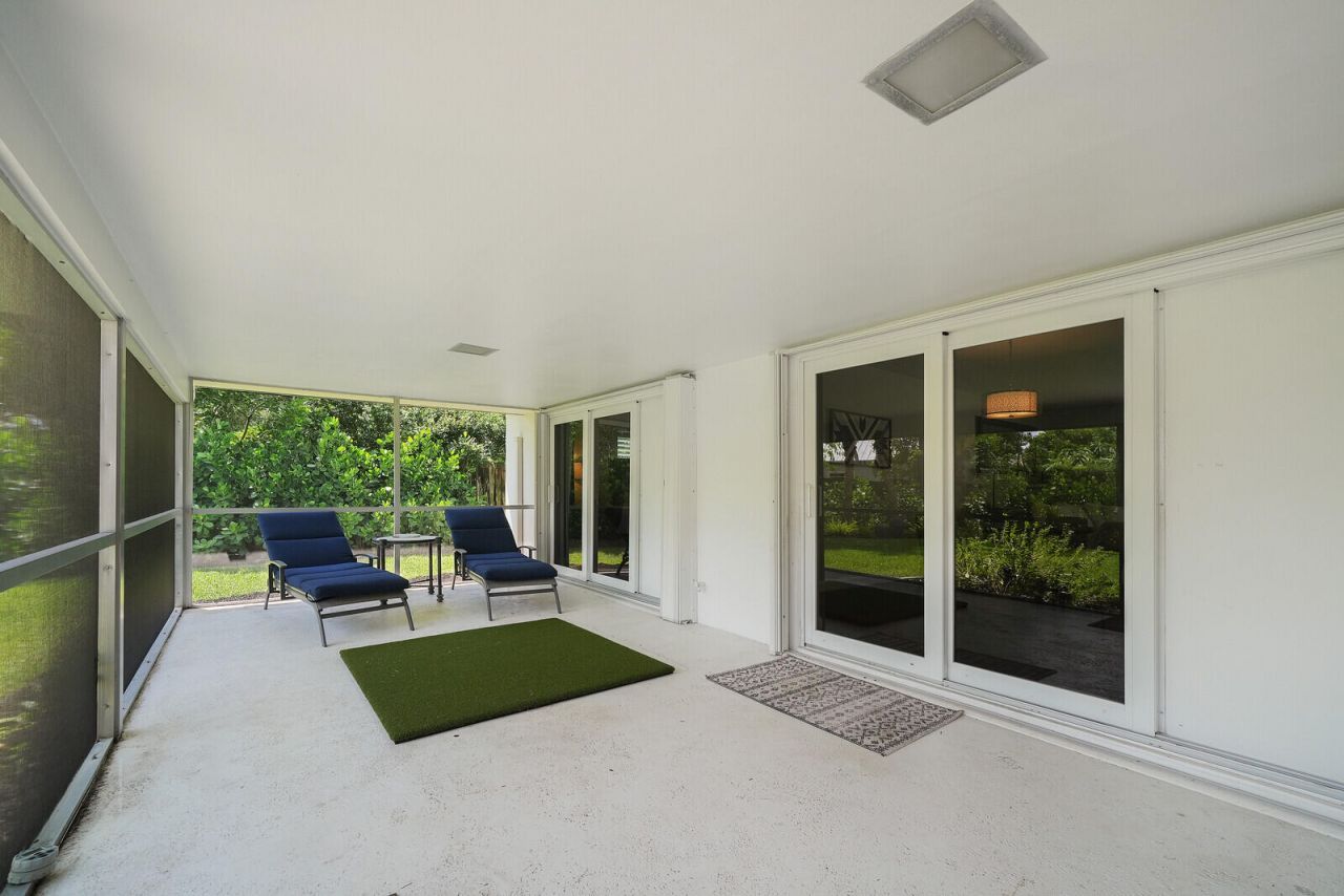 528 NW 15th Avenue, Boca Raton, FL 33486 Photo