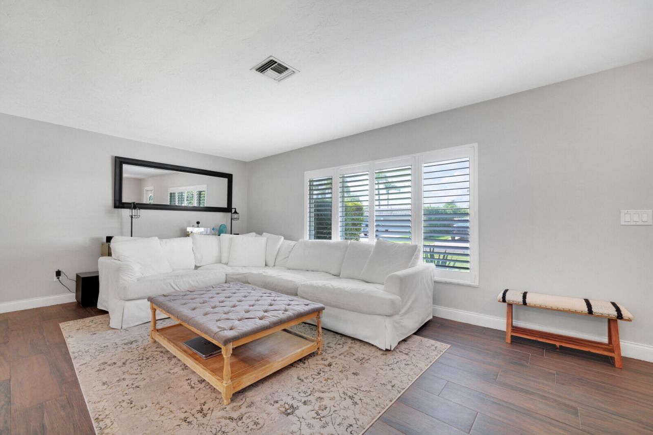 528 NW 15th Avenue, Boca Raton, FL 33486 Photo