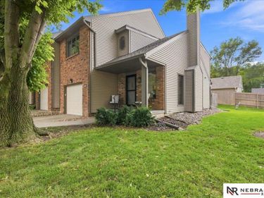 3512 S 57th Plaza, Omaha, NE 68106