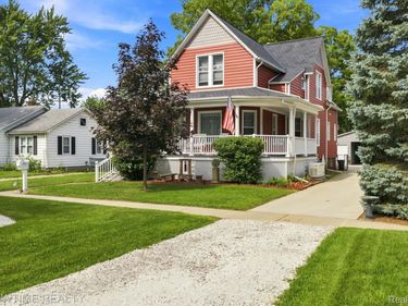 1513 Saint Clair Boulevard, Algonac, Mi 48001