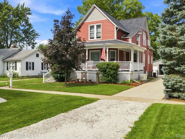 1513 Saint Clair Boulevard, Algonac, Mi 48001