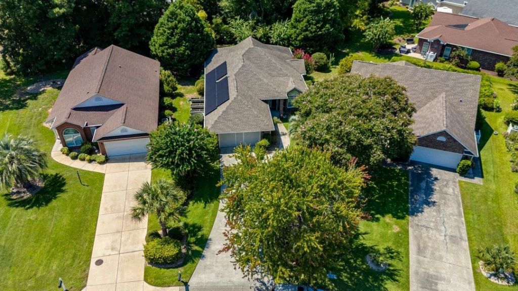 1013 Swan Lake Dr. Photo 43