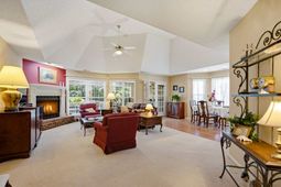 1013 Swan Lake Dr. photo 4