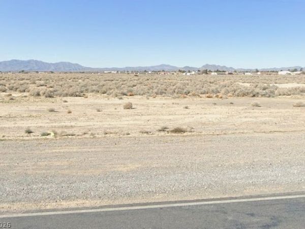 2190 S Highland Avenue , Pahrump, NV 89048