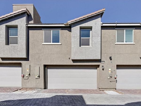 6811 Sage Gold Court, North Las Vegas, NV 89086