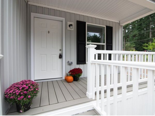 9 Cartwright Drive, Londonderry, NH 03053