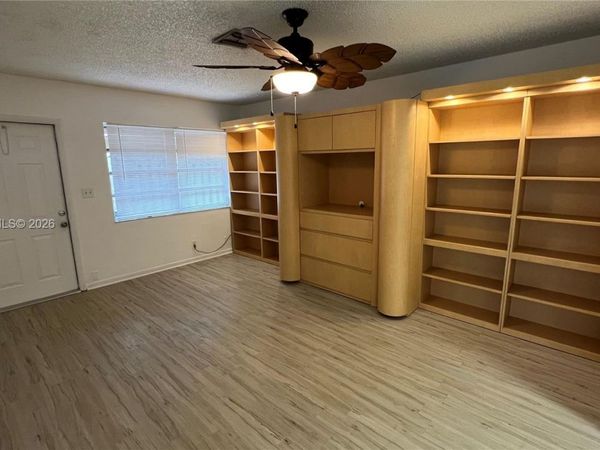 4235 SW 62nd Ave, Unit W, Davie, FL 33314