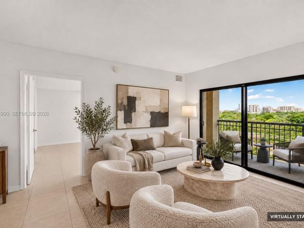 3530 SW 22nd St, Unit 805, Miami, FL 33145