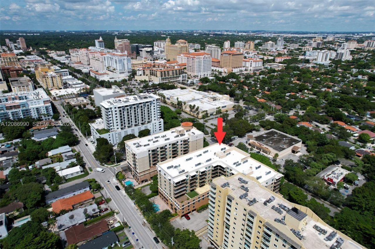 3530 SW 22nd St, Unit 805, Miami, FL 33145 Photo