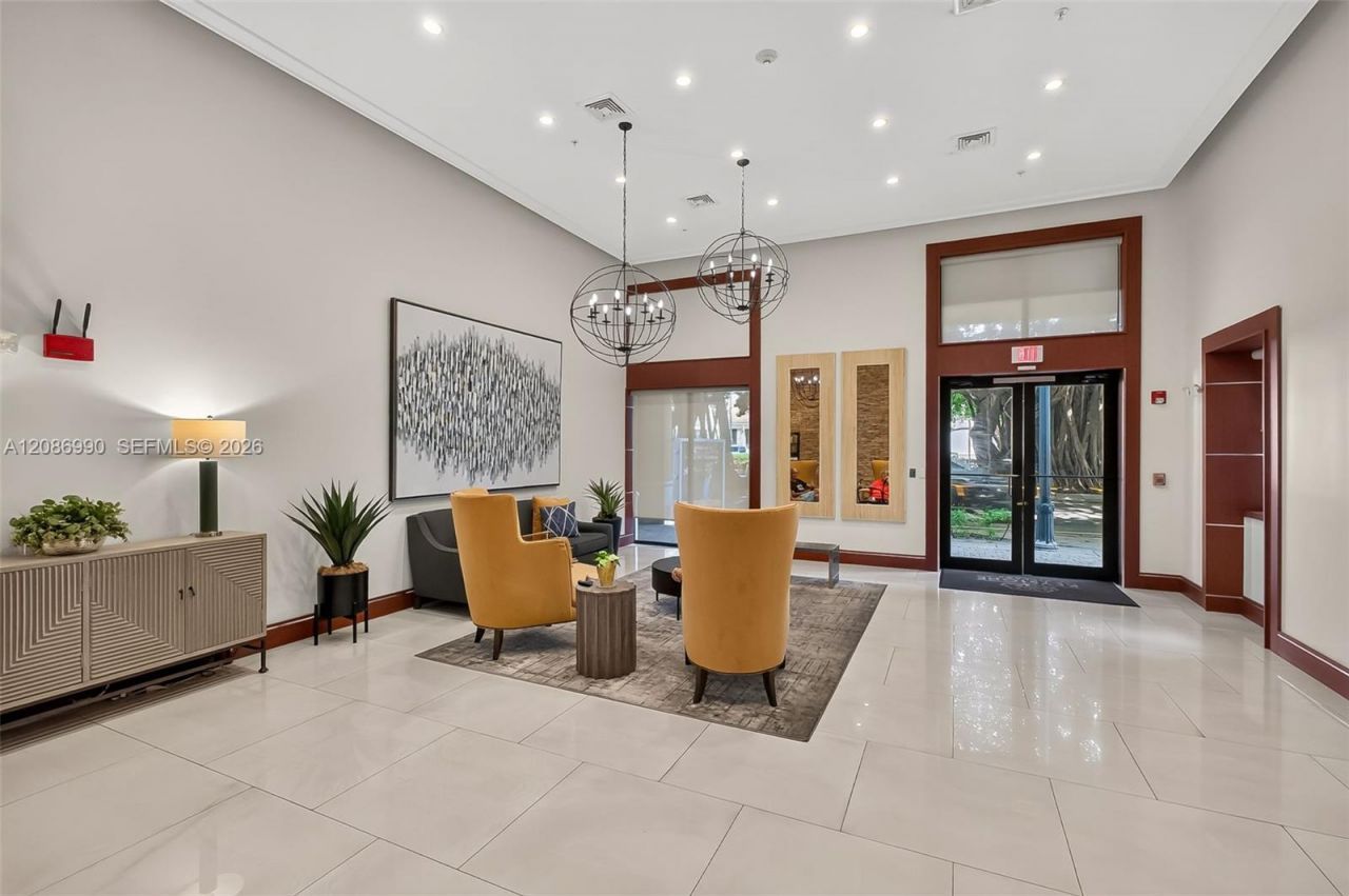 3530 SW 22nd St, Unit 805, Miami, FL 33145 Photo