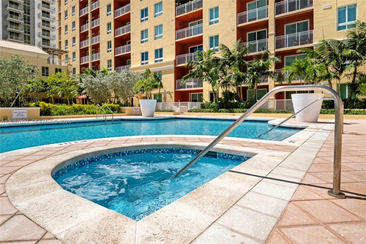 7350 SW 89th St, Unit 411S, Miami, FL 33156 Photo